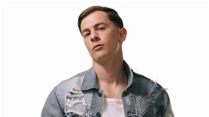 Unveiling the Vibrant World of Guaynaa